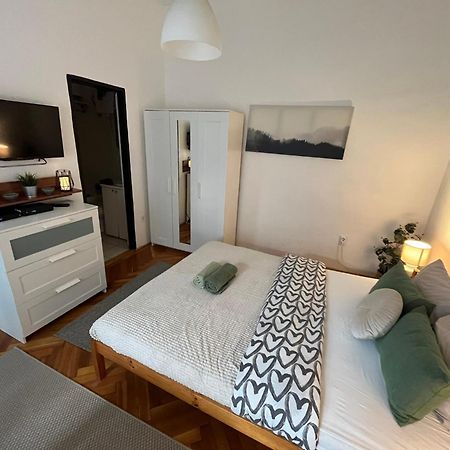 Feel Like Home - Cozy Downtwon Studio For 2 Budapest Extérieur photo