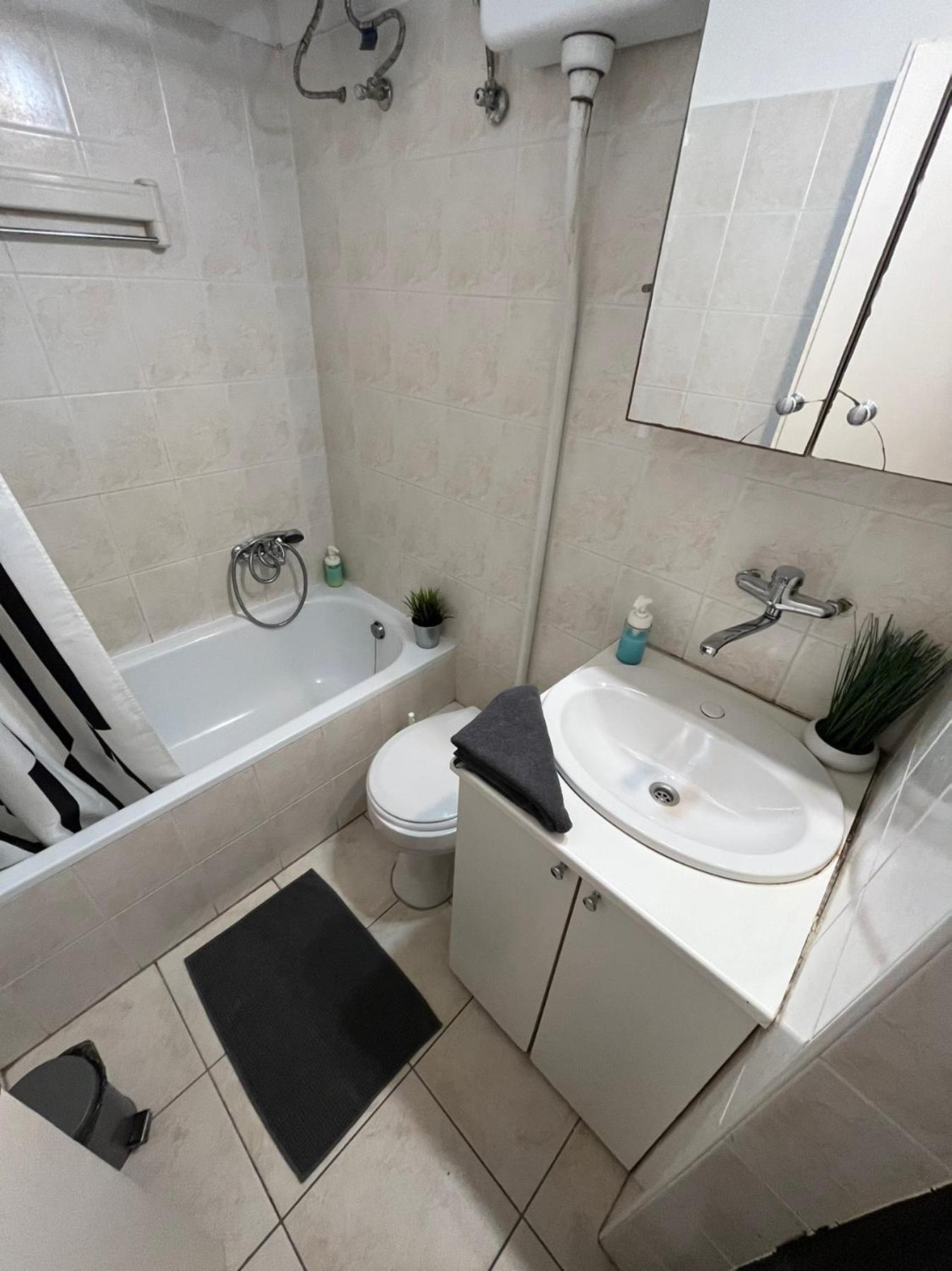 Feel Like Home - Cozy Downtwon Studio For 2 Budapest Extérieur photo