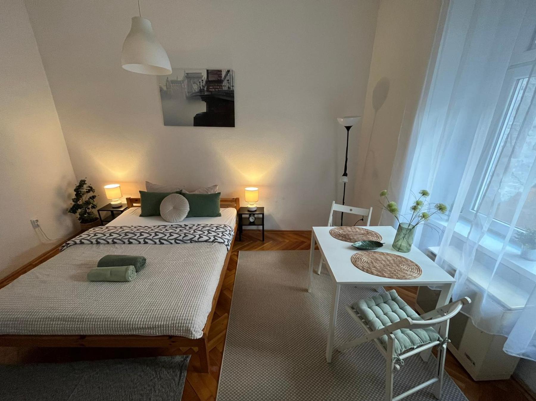 Feel Like Home - Cozy Downtwon Studio For 2 Budapest Extérieur photo
