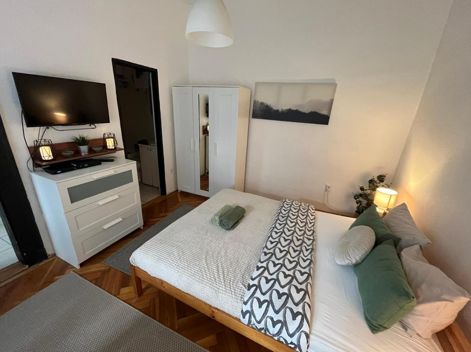 Feel Like Home - Cozy Downtwon Studio For 2 Budapest Extérieur photo